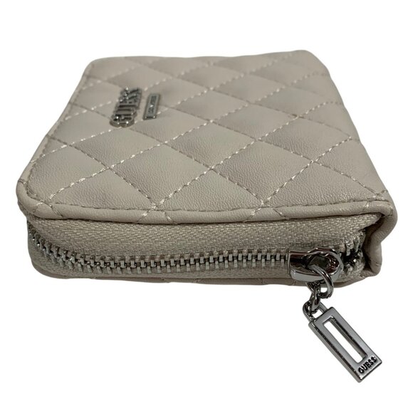 GUESS Los Angeles Puffy Quilted Purse Coin Change Credit Card Wallet Clutch - Picture 8 of 9